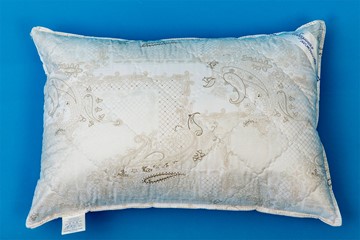 Подушка 50х70 Лебединая нежность в Махачкале