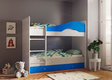 Двухэтажная кровать Мая с 2 ящиками на щитах, корпус Млечный дуб, фасад Синий в Махачкале - предосмотр