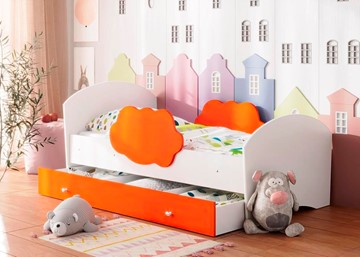 Кровать детская Тучка с ящиком, корпус Белый, фасад Оранжевый в Махачкале