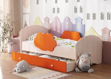 Кровать детская Тучка с ящиком, корпус Дуб млечный, фасад Оранжевый в Махачкале